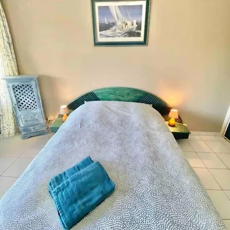 With Pool Near The Sea * Saint-Raphaël